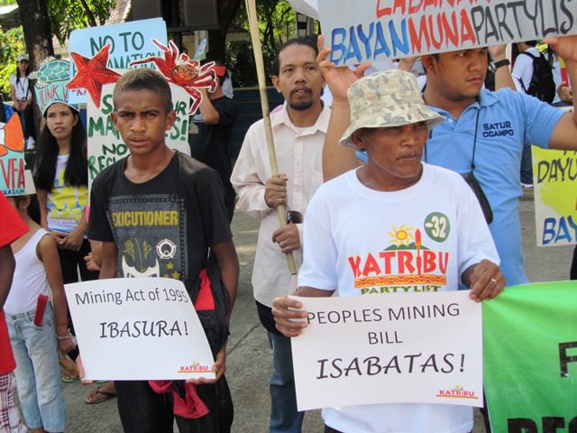 Aetas from Central Luzon complain they are losing their ancestral domain to U.S. military bases and mining companies. (Photo by Marya Salamat / bulatlat.com)