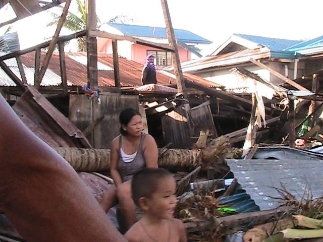In Cebu (Photo courtesy of Citizen's Disaster Response Center / Bulatlat.com)