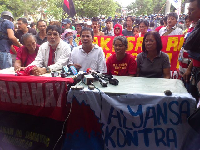 In a press conference, urban poor leaders decry that the demolition was an overkill. (Photo by J. Ellao / Bulatlat.com)