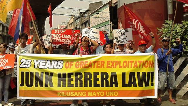 Workers marching toward Mendiola Bridge (Chino Roces) March 3
