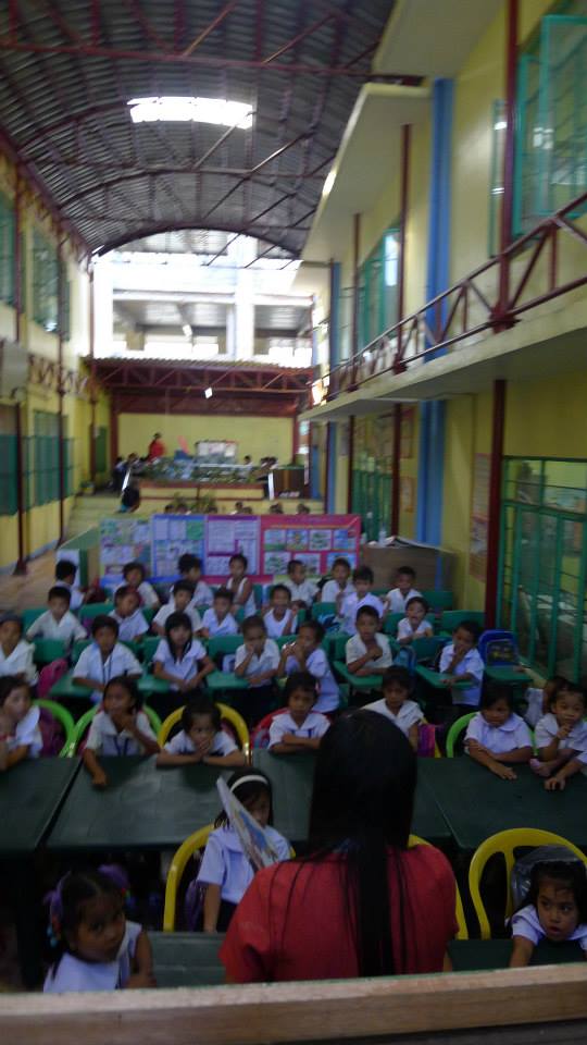 Makeshift classroom at Payatas B Elementary School. (Photo from ACT Teachers' Partylist/ Bulatlat.com)
