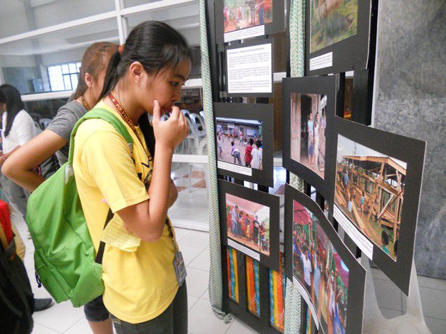 The photo exhibit, entitled “Bakas: Mga larawan ng saya, ligalig at pag-asa (Traces: images of joy, disquiet and hope)” highlights the dire situation of indigenous children in schools built by people’s organizations assisted by non-government organizations. (Photo by A. Umil/ Bulatlat.com)