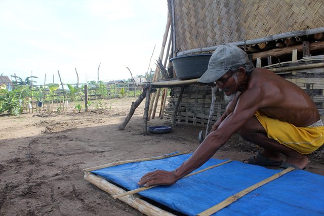 Months after Typhoon Yolanda, Jose Suyod and his family still recovering from devastation. (Photo by J. Ellao / Bulatlat.com)