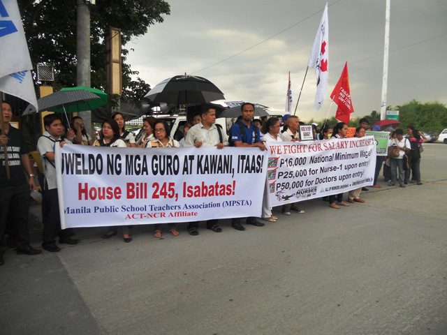 senate_natl_budget_protest