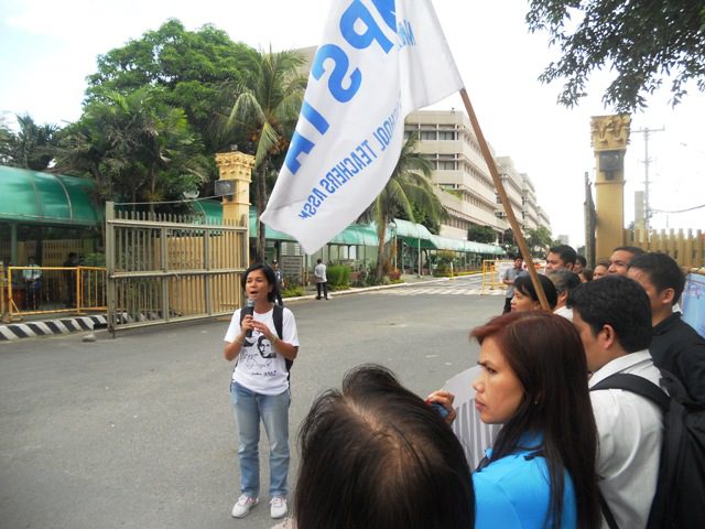 senate_natl_budget_protest_03