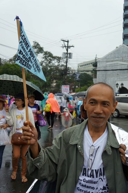 Amador Cadano calls for his son's release. (Photo by J. Ellao / Bulatlat.com)