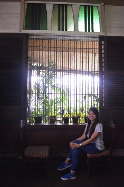 A window with the Vienesse Secession style (Photo by C. Cabanatan/Bulatlat.com)
