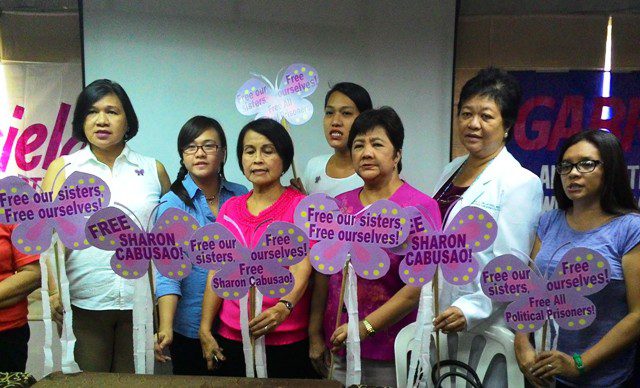 Colleagues and friends of Rosanna "Sharon" Cabusao calls for her immediate release. (Photo by A. Umil/ Bulatlat.com)