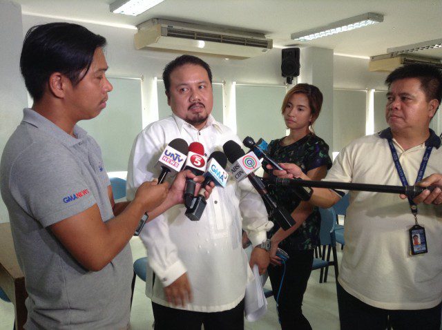 Lawyer Areza of PAO raises validity of Mary Jane's affidavit, which she sworn in before a Philippine consul in Indonesia (Photo by J. Ellao / Bulatlat.com)