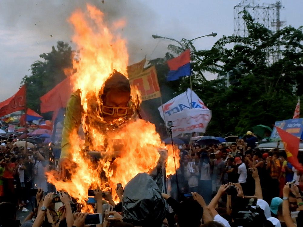 effigy-noynoy-byrbv-17