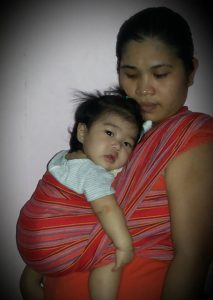 babywearing-carmi-and-siri