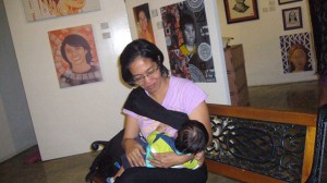 breastfeeding-mom-deejay