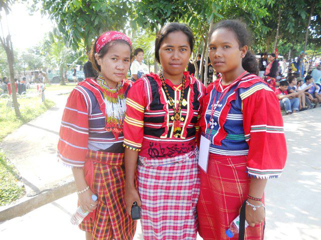 (L to R: Rina Guimboloy, Irene Lumayag and Cristina Lantao from Compostella Valley/ Photo by A. Umil/ Bulatlat.com)