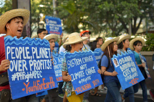 Environmental activists call for a systemic shift to address the climate crisis during the People’s Caravan against APEC and Imperialist Globalization. (Photo by Loi Manalansan/Bulatlat.com)