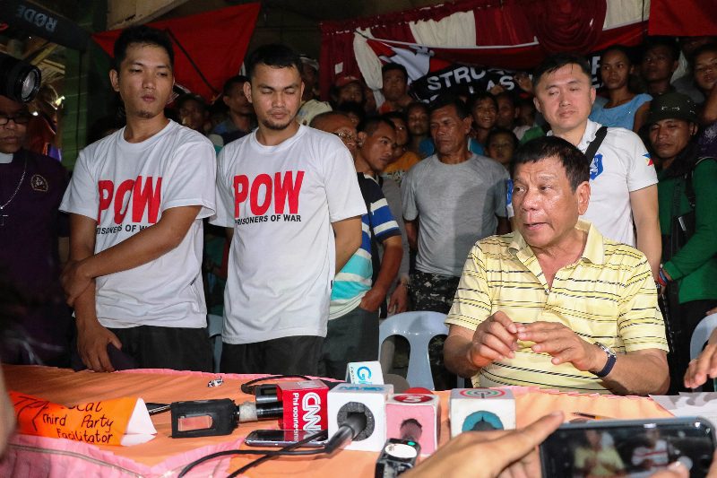 Duterte, prisoners of war