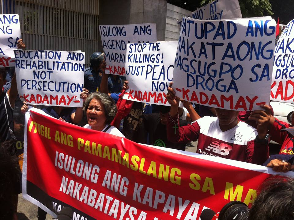 Urban poor group holds protest against spate of drug-related killings. (Photo courtesy of Kadamay)