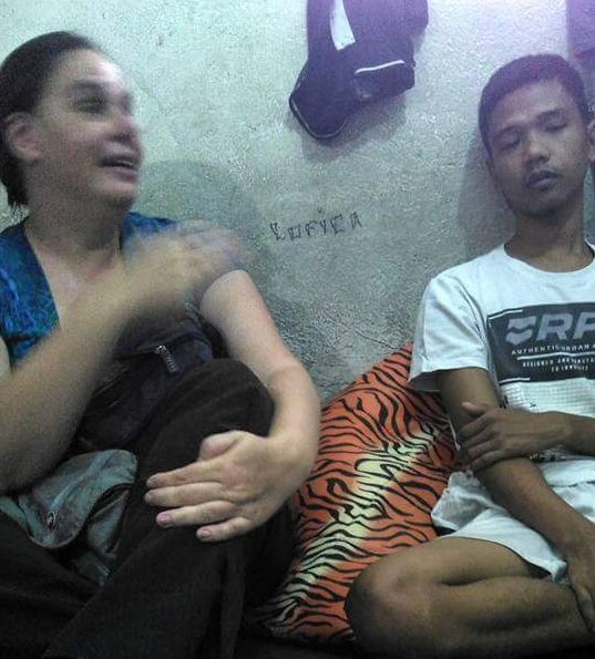 American churchworker Rebecca Lawson (left) was among those who visited Raymark Sumalbag (right) after his release from hospital (Photo by JL Burgos/Pinoy Weekly)