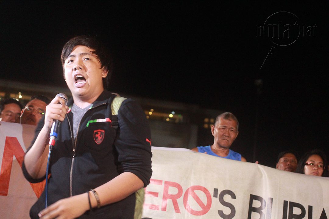UP student leader Ben Te vows not to forget the sacrifices of Filipinos who fought the dictatorship. (Photo by Gino Estella / Bulatlat)