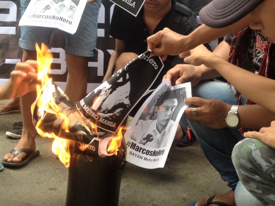 BURN. Protesters in Monumento. Caloocan City burn Marcos's image (Photo courtesy of Kathy Yamzon)