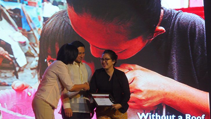Bulatlat finalist in 2016 Save the Children Media Awards