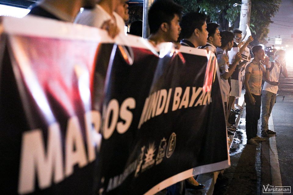 Students of UST, UE and NTC stage their protest along Espana avenue in Manila (Photo by Alvin Joseph Kasiban/The Varsitarian)