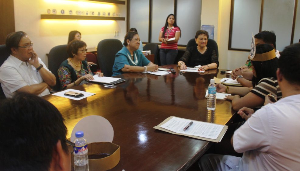Commissioner Yolanda Reyes (center) in a dialogue with members of the Alliance of Concerned Teachers (ACT), ACT Teachers Party and Alliance of Health Workers (AHW). (Photo by A.Umil/Bulatlat)