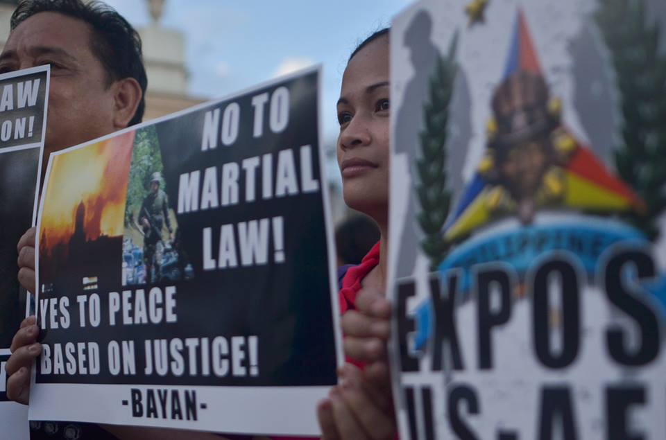 Progressive groups trooped to Plaza Miranda to show opposition against President Duterte's martial law. (Photo by Carlo Manalansan/Bulatlat)