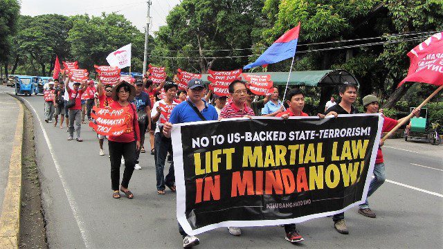 Workers oppose Martial law