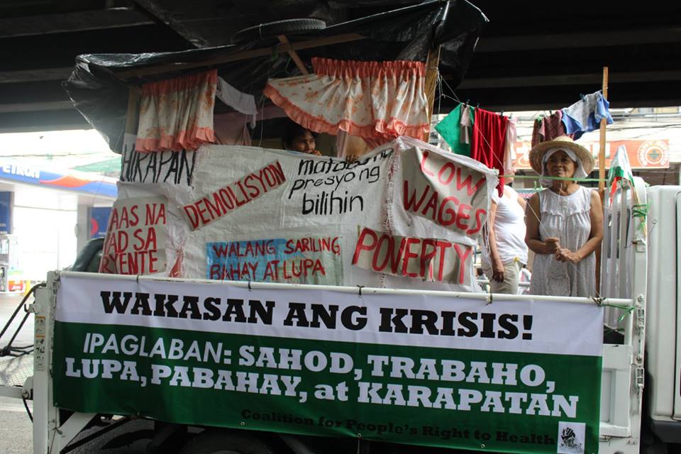 Float depicting poverty. (Contributed photo)