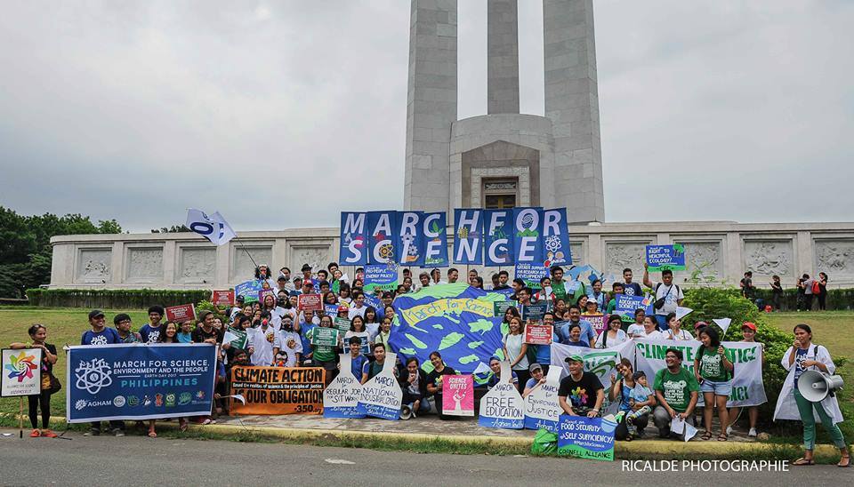 ‘March for Science, Environment, and the People’ held at the Quezon City Memorial Circle on April 2017. Photo: Efren Ricalde
