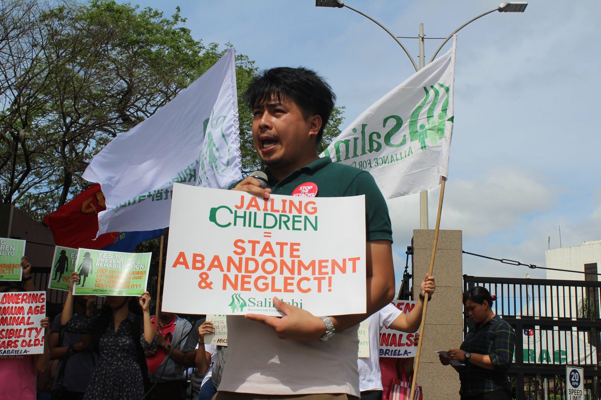 No to lowering of macr-2