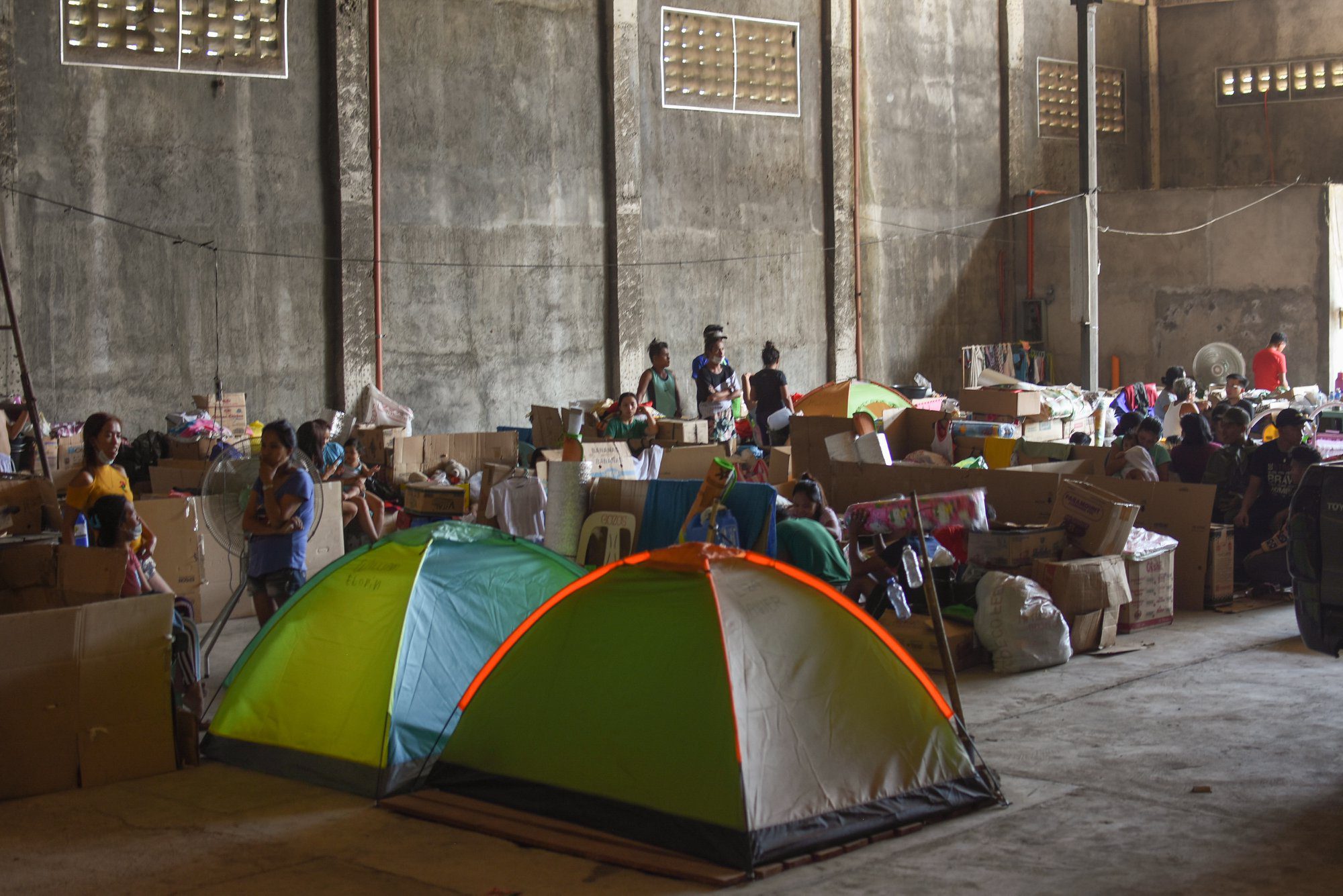 Taal evacuees_lipa