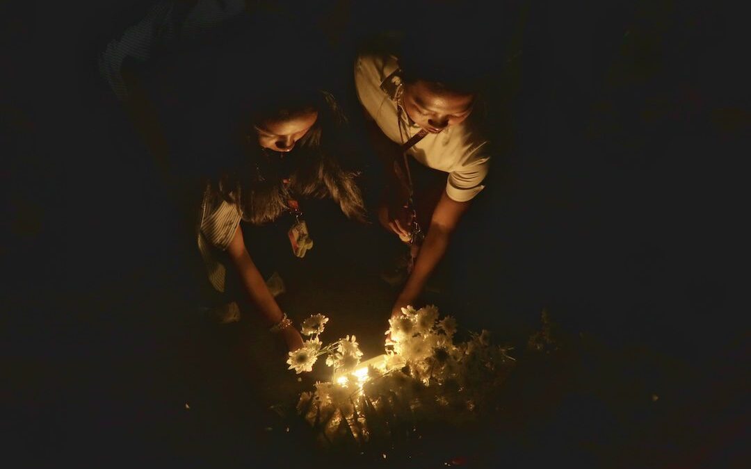Indigenous peoples honor young heroes