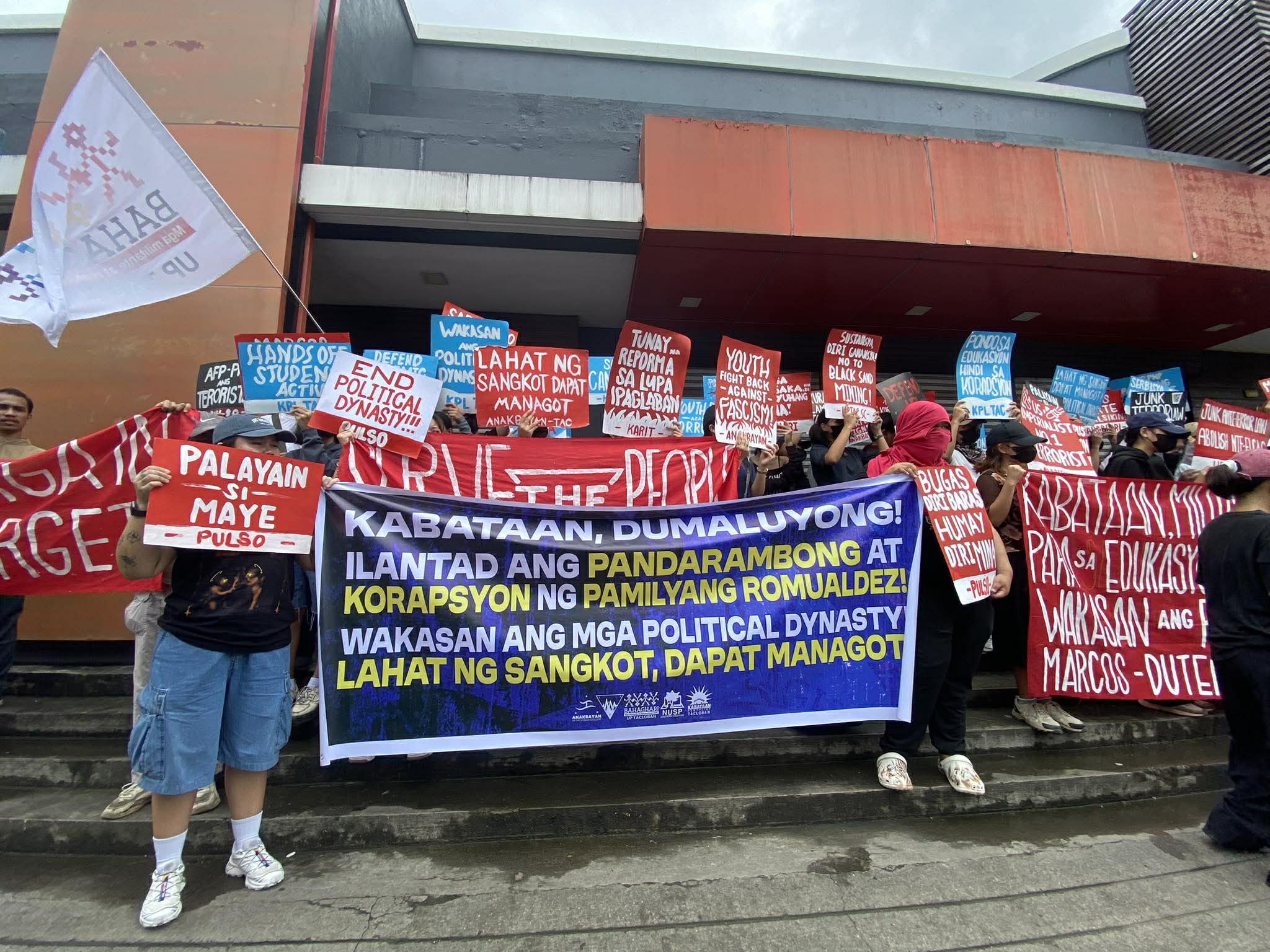 #EDSA40 | In Tacloban, groups call for an end to political dynasties