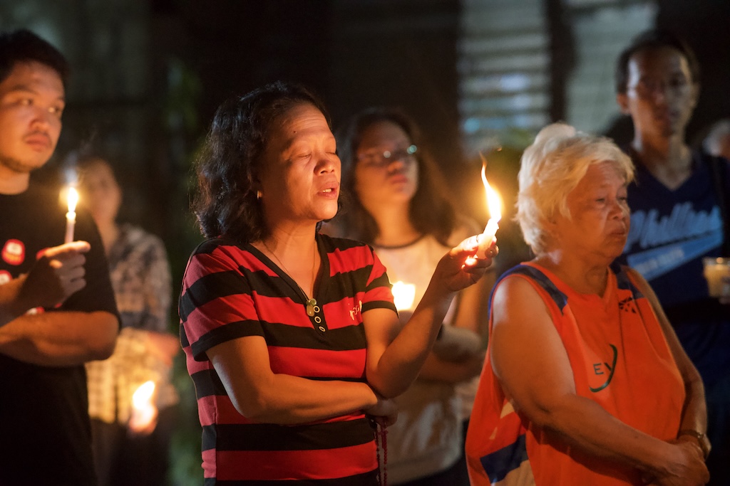 Binaliw residents remember the victims of garbage collapse